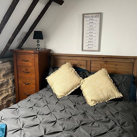 Crosskeys Inn Guest Rooms In Wye Valley Goodrich Dış mekan fotoğraf