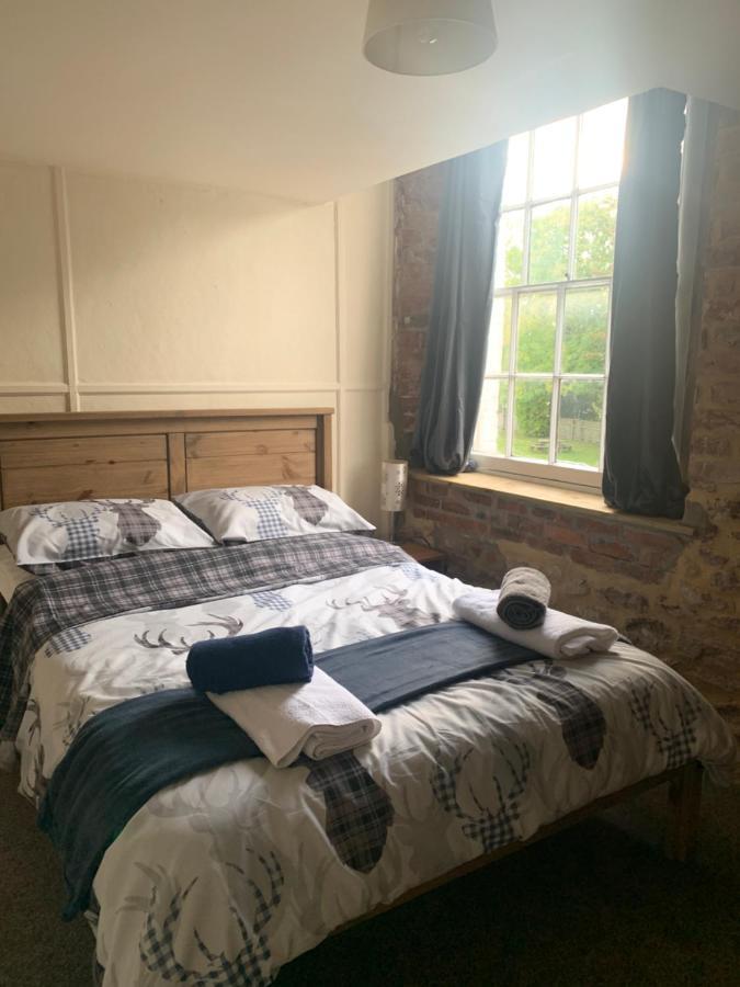 Crosskeys Inn Guest Rooms In Wye Valley Goodrich Dış mekan fotoğraf